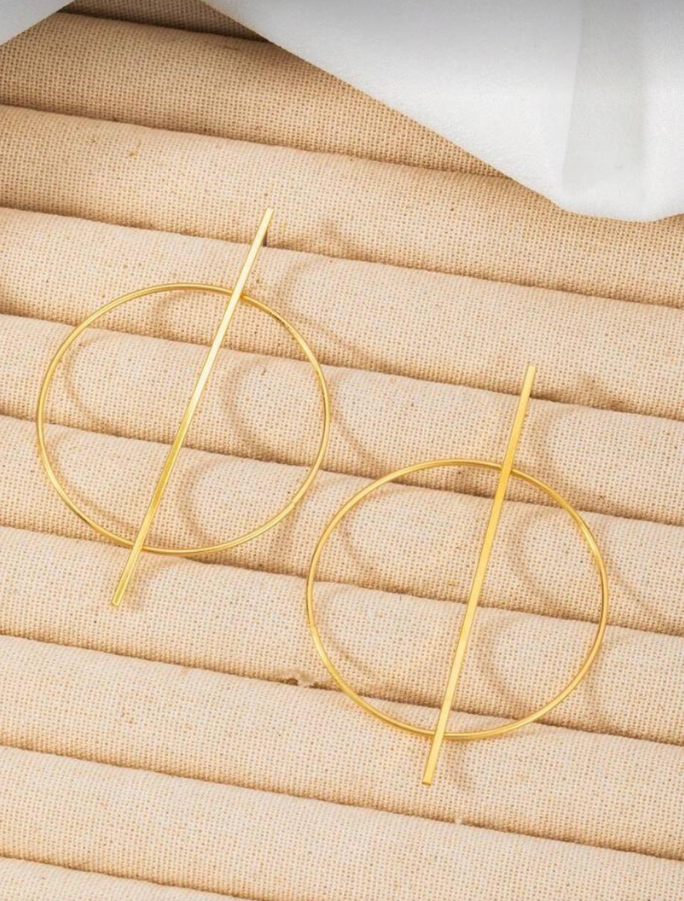 Gold Geometric Circle Hoop Earrings